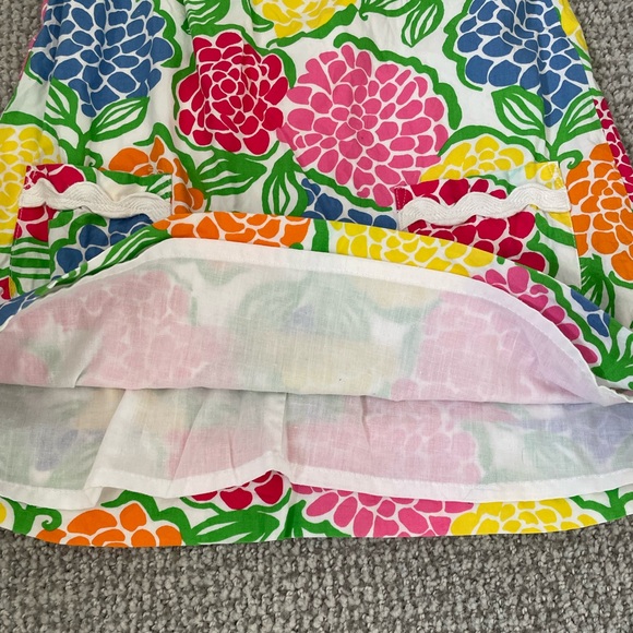 Bright and adorable Lilly Dress - Picture 2 of 4